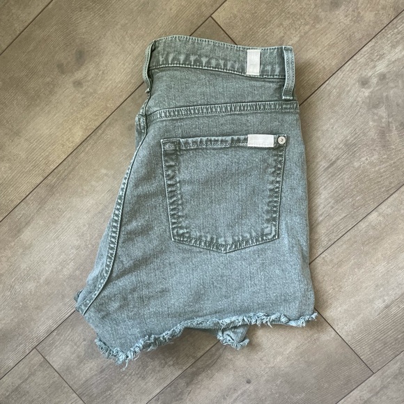 NEW 7 FOR ALLMAN KIND HIGH WAISTED SHORTS - Picture 6 of 10